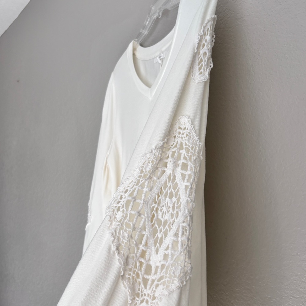 Maurices ivory Long sleeves knit Sleeves V-neck Blouse women’s M - Picture 4 of 10